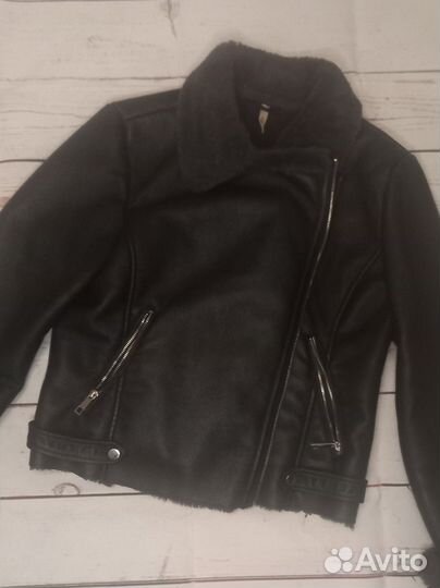 Кожаная куртка (дублёнка) Mango