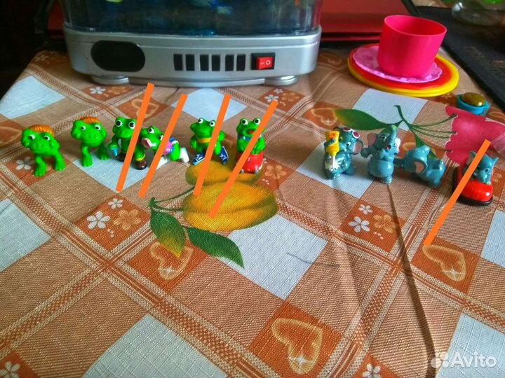 Игрушки из киндер сюрприза 90х