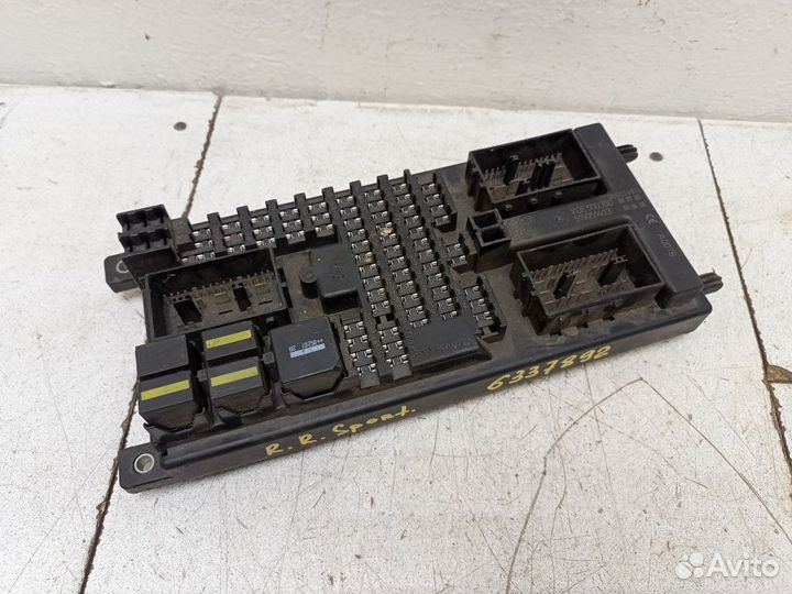 Блок предохранителей