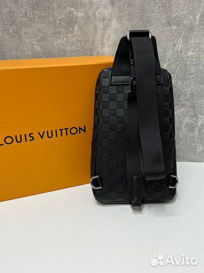 Мужская сумка-слинг Avenue Louis Vuitton черная