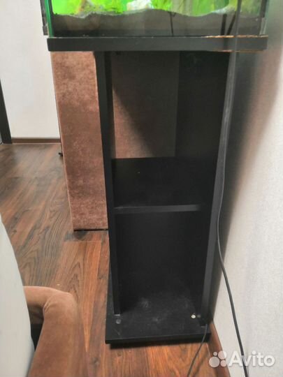 Аквариум 70л с тумбой и рыбками