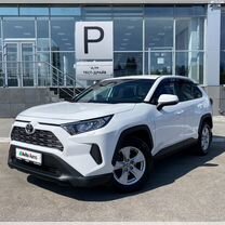 Toyota RAV4 2.0 MT, 2020, 107 340 км, с пробегом, цена 2 820 000 руб.