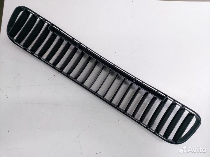 Решетка бампера переднего Skoda Fabia 2007-2010