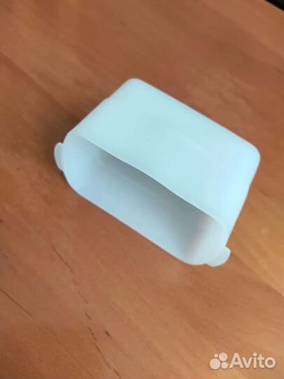 Ремень Nikon, акумуляторы на вспышку, рассеиватели