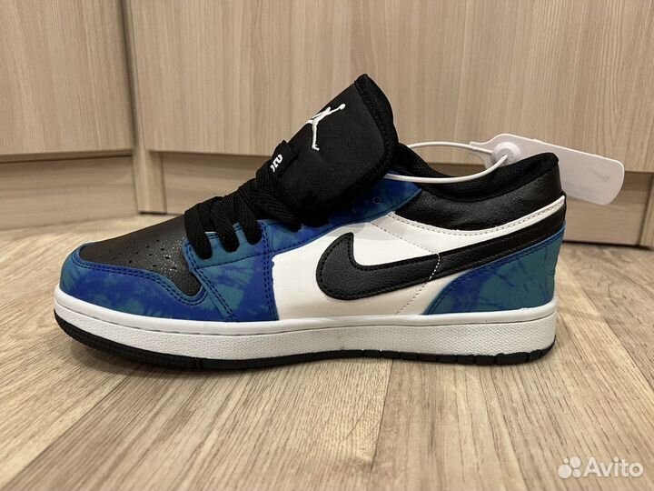 Новые мужские кроссовки nike