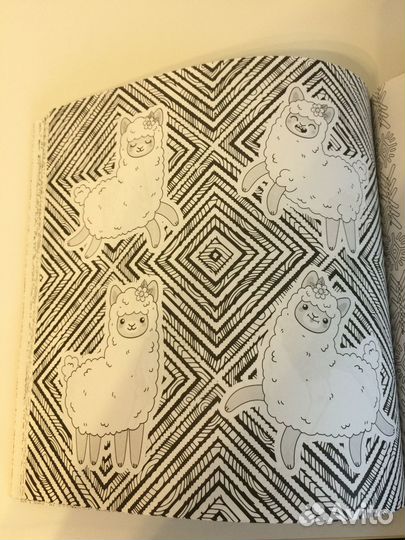 Раскраски антистресс: Ламы и Кактусы