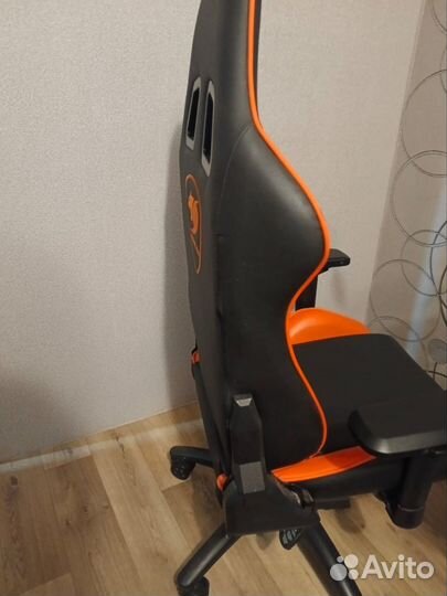 Компьютерное кресло