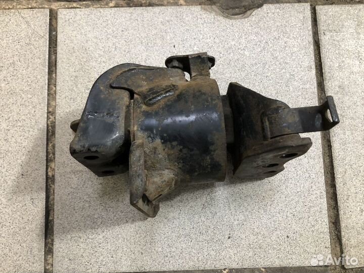 Подушка двигателя Hyundai Getz