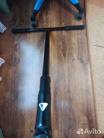 Самокат трюковой