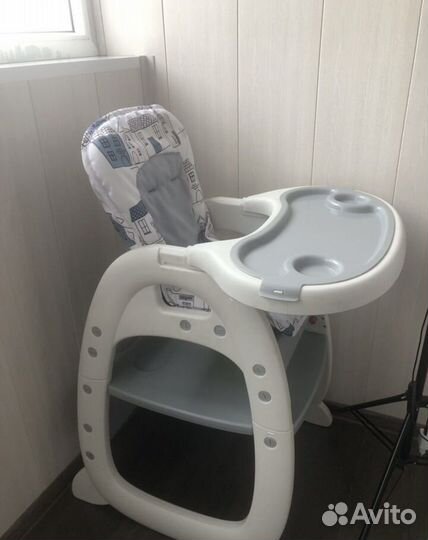 Детский стульчик для кормления babyton