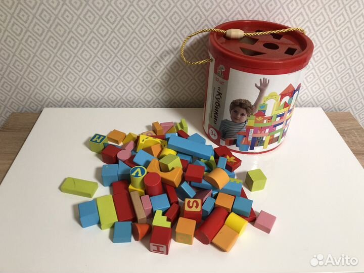 Деревянный конструктор кубики