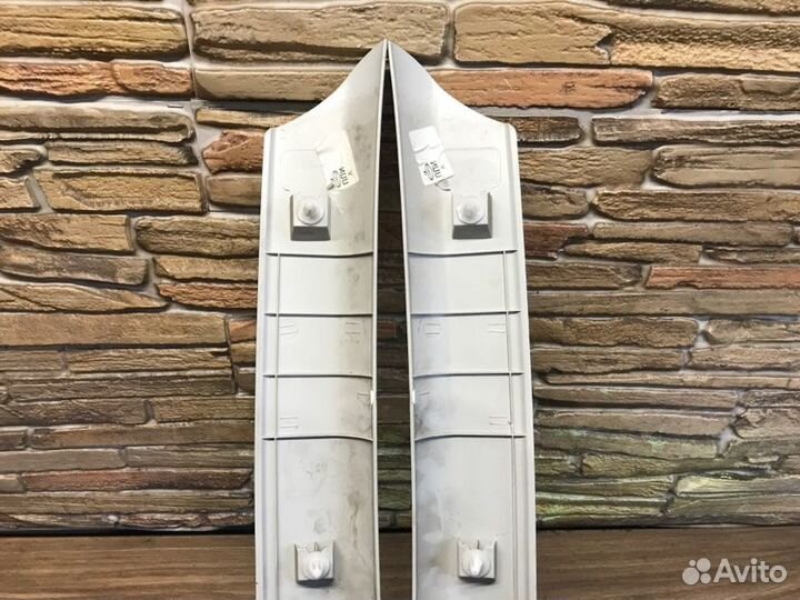 Накладка стойки лобового стекла Ваз Приора 21713