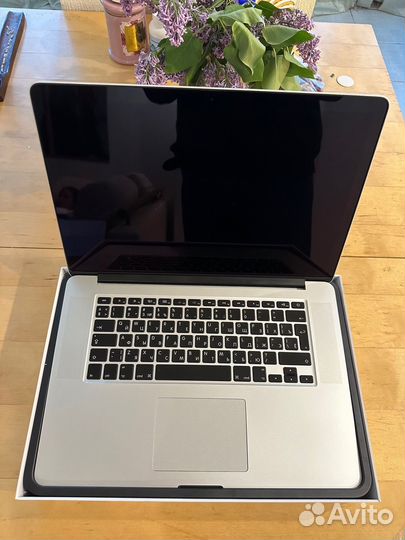Apple MacBook pro 15 retina 2014