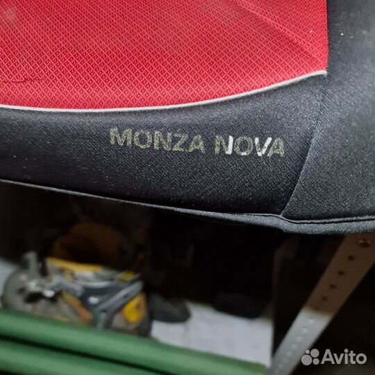 Детское кресло Recaro Monza от 15 до 36 кг