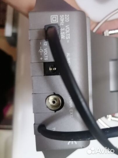 Антенна комнатная для цифрового тв с усилителем