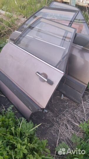 Двери Audi 100 c3