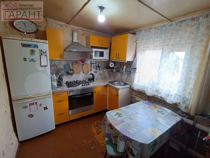 Дом 32 м² на участке 1,5 сот.