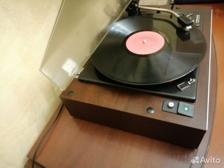 Проигрыватель винила Радиотехника 001