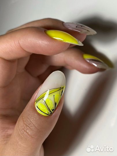 Маникюр, педикюр, гель-лак, наращивание ногтей