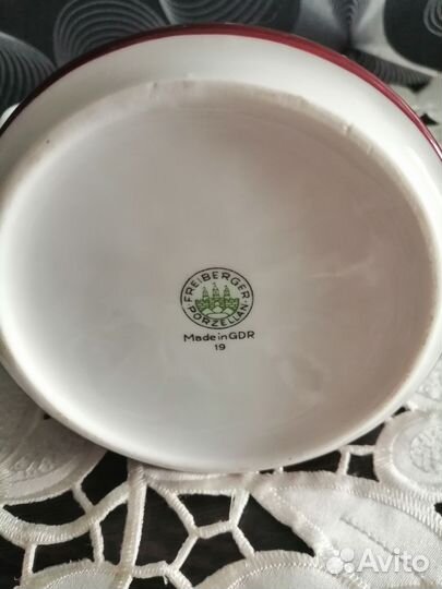 Кофейник и блюдо