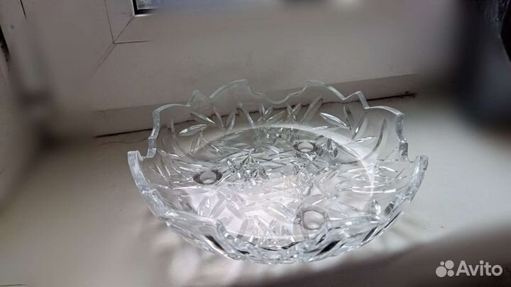 Тарелки стеклянные 5 штук на ножках