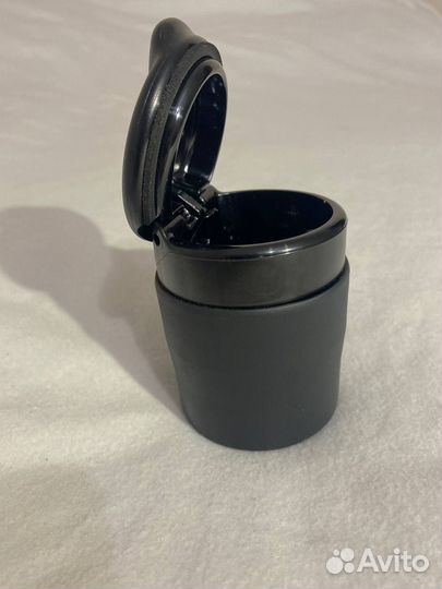 Новая пепельница оригинал Toyota 1A447-007G