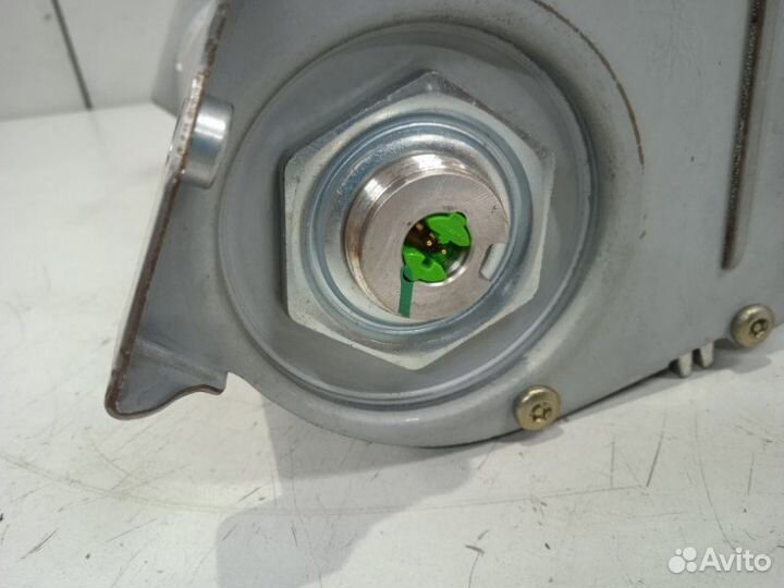 Подушка безопасности в торпедо Mercedes-Benz