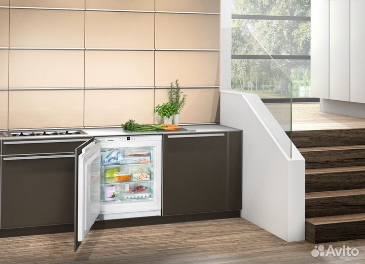 Встраиваемый морозильник Liebherr suign 1554