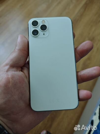 iPhone 11 Pro, 64 ГБ