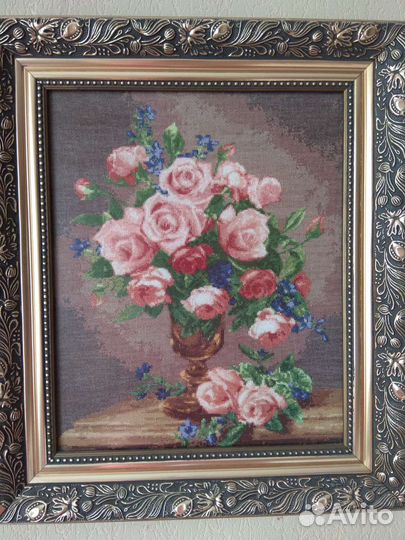 Картина вышитая