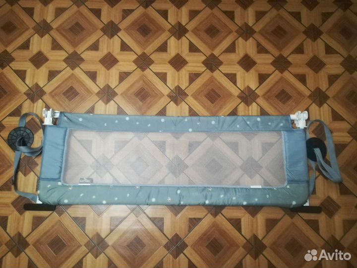 Бортик для детской кроватки