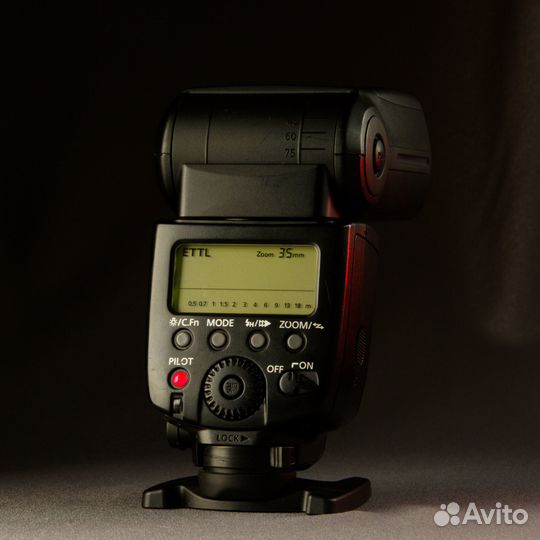 Вспышка Canon Speedlite 580EX II