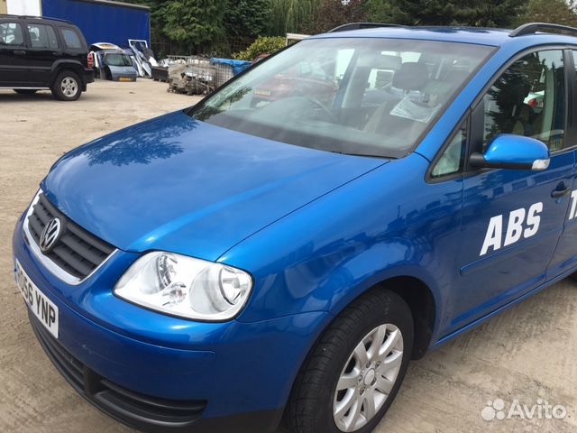 Разбор на запчасти Volkswagen Touran