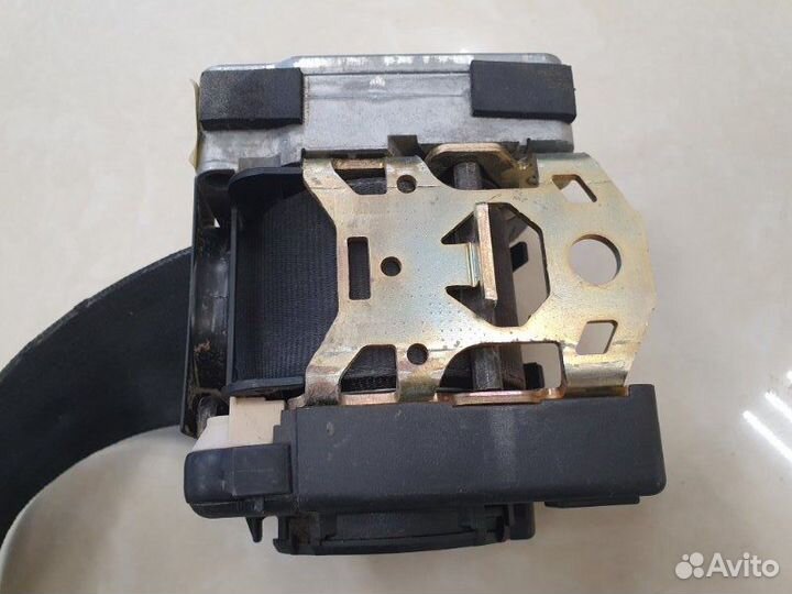 Ремень безопасности задний правый Audi Allroad C5