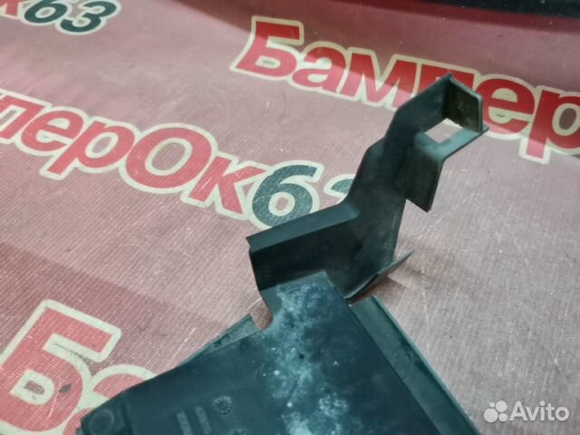 Воздуховод радиатора передний Renault Duster