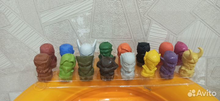 Коллекция ластиков Марвел + пенал