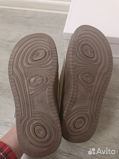Кроссовки утепленные 38 размер