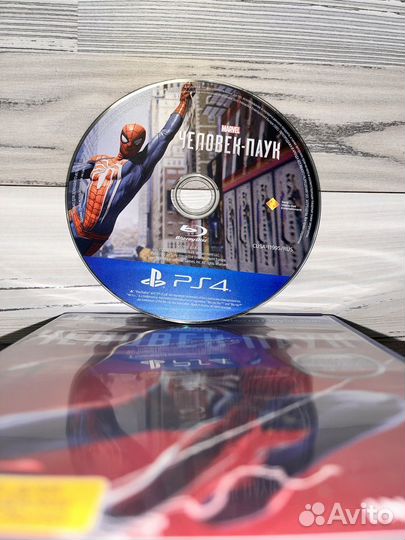 Диск на ps4 человек-паук