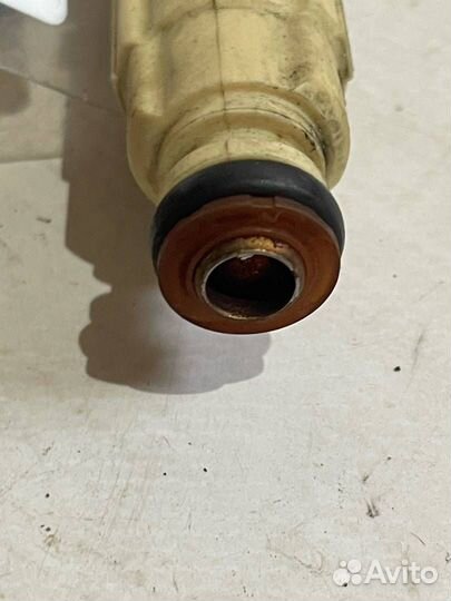 Форсунка топливная Hyundai ix35 2012 353102G100