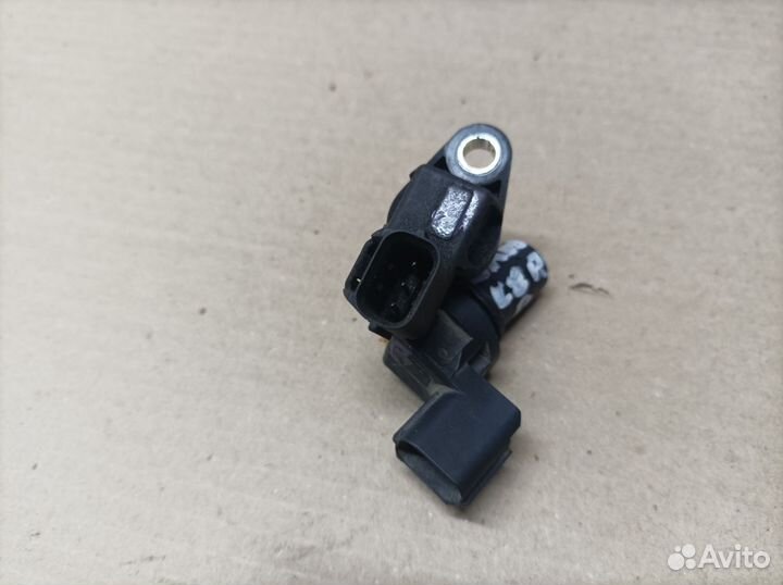 Датчик положения распредвала Mitsubishi J5T30771