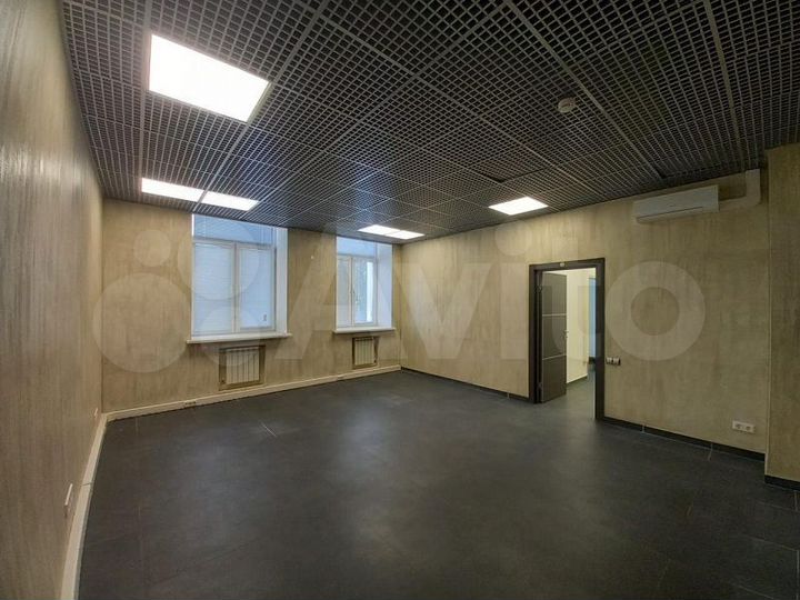 Сдам офисное помещение, 157 м²