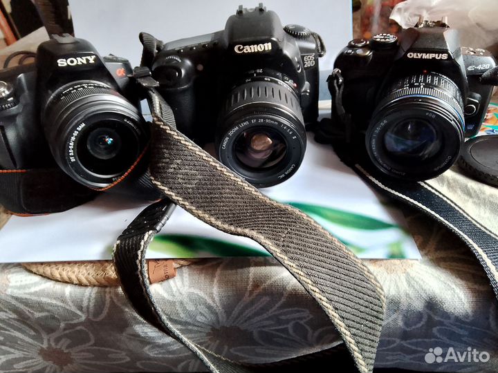 Зеркальный фотоаппарат canon 20d