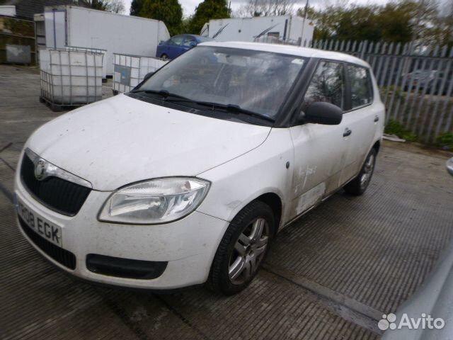 Крыло переднее левое skoda fabia 2 2008