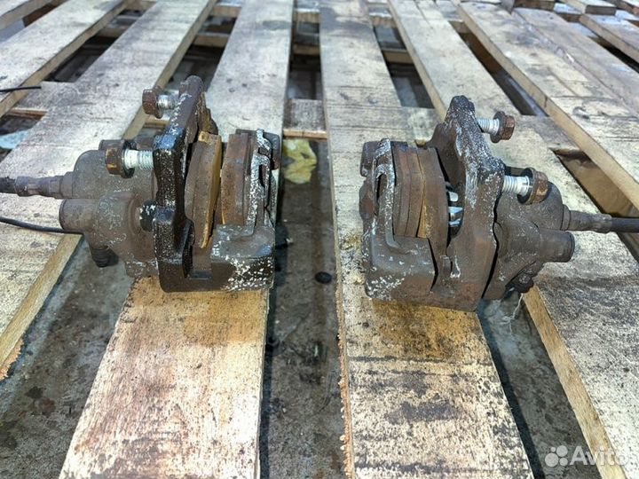 Суппорт тормозной задний Bmw 7 E38 M62B35 1999