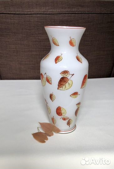 Ваза молочное стекло СССР