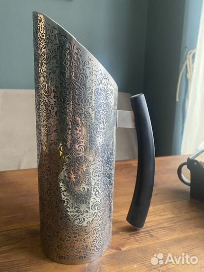 Кувшин индийский с чеканкой, нержавейка