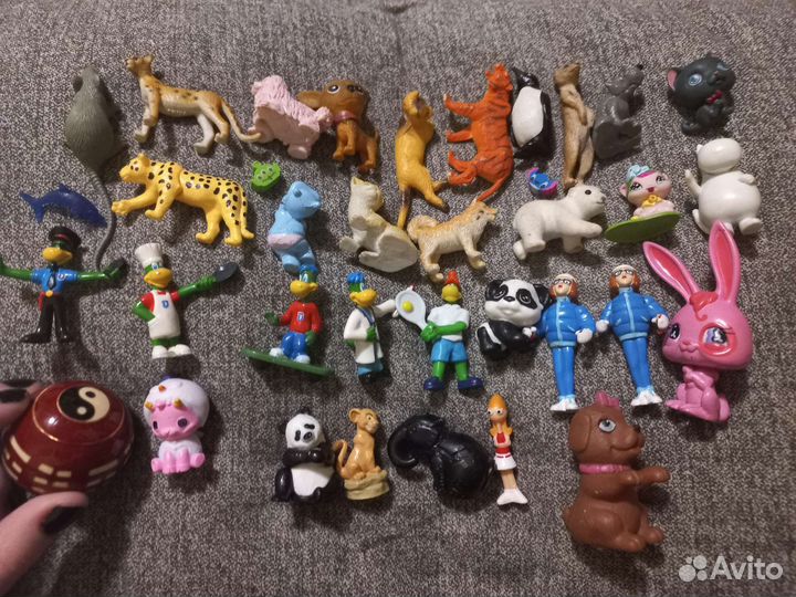 Маленькие фигурки киндеры LetsPetShop динозаврики