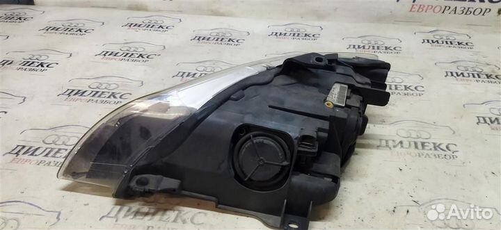 Фара правая Audi Q7 2005