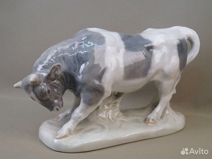 Большая интерьерная фарфоровая фигура бык и другие