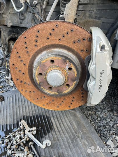 Суппорта комплект Mersedes cl500 4.7 brembo
